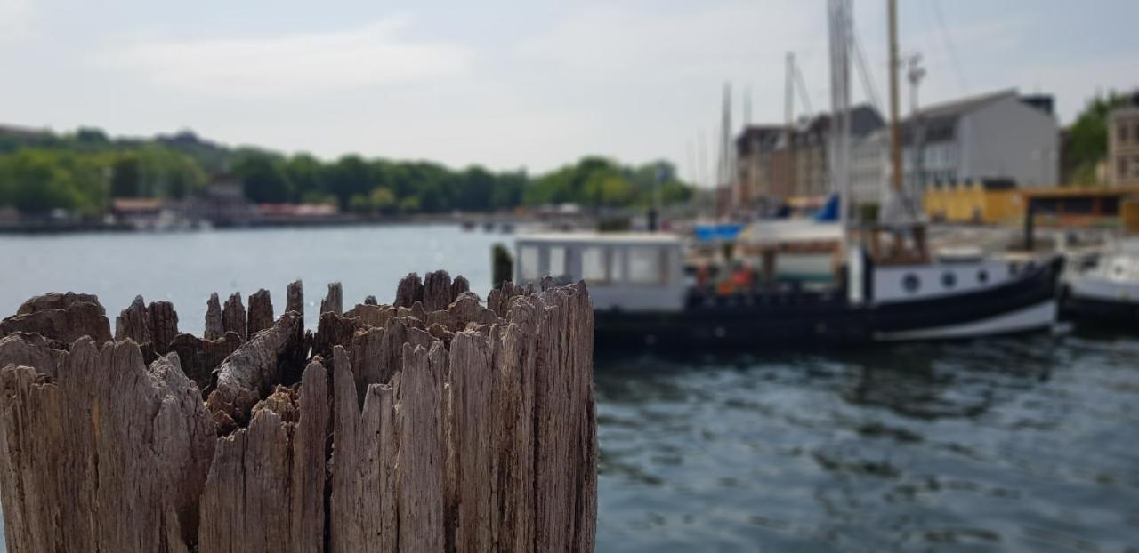 Apartamento Kapitainskoje Direkt Am Hafen Flensburgs Exterior foto